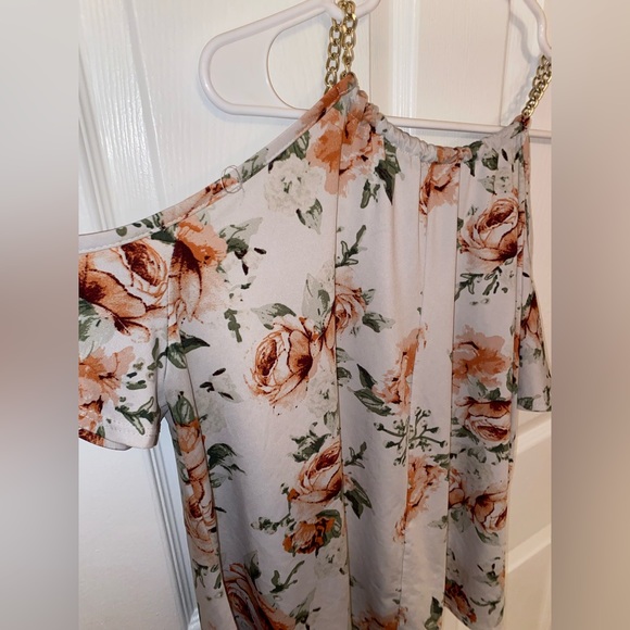 First Love 2x Floral Shirt with Gold Chain Detail - Picture 2 of 4